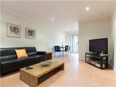 Garden City Short Stays Perth Exterior photo